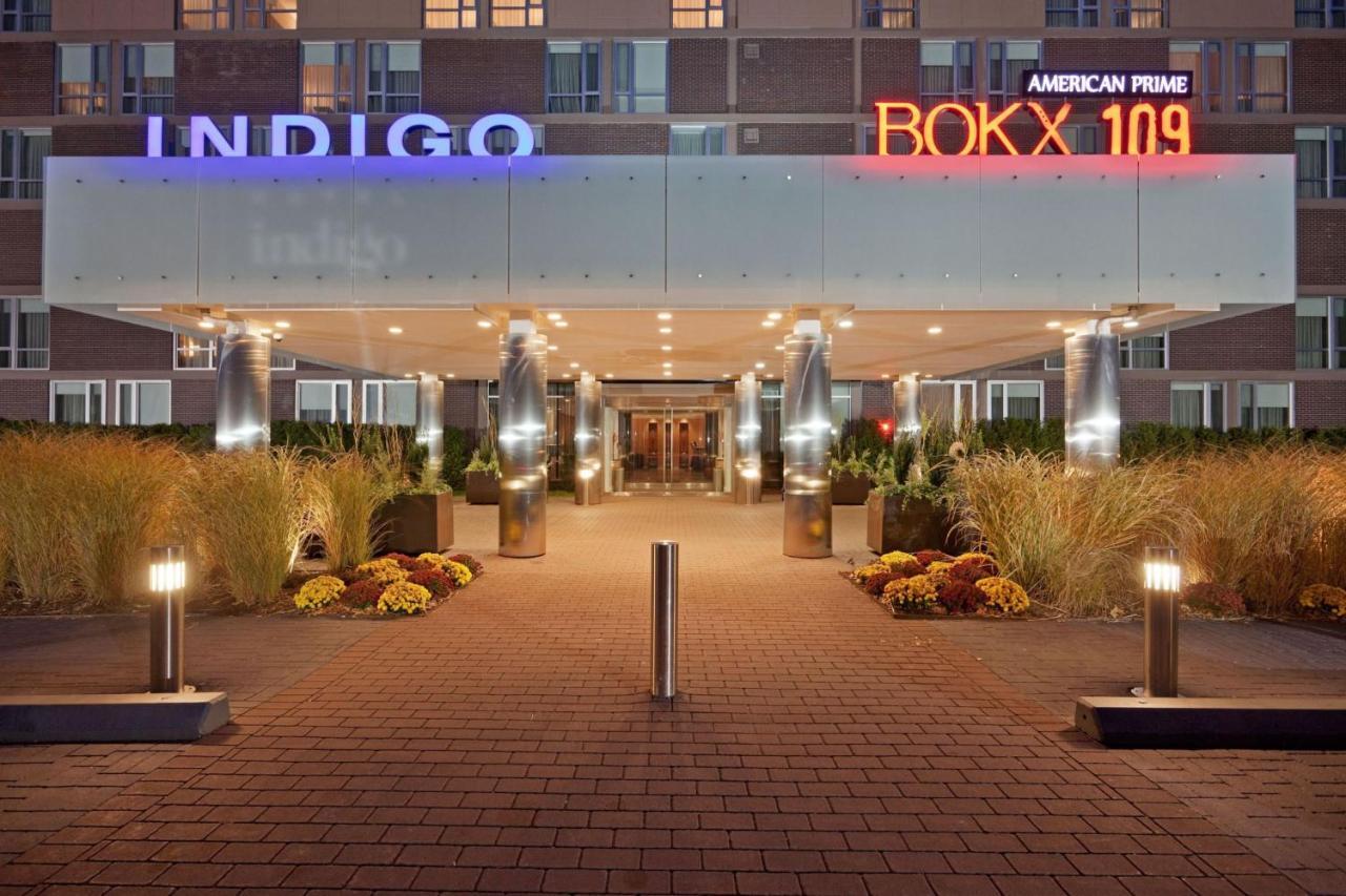 Hotel Indigo Boston - Newton Riverside Екстериор снимка